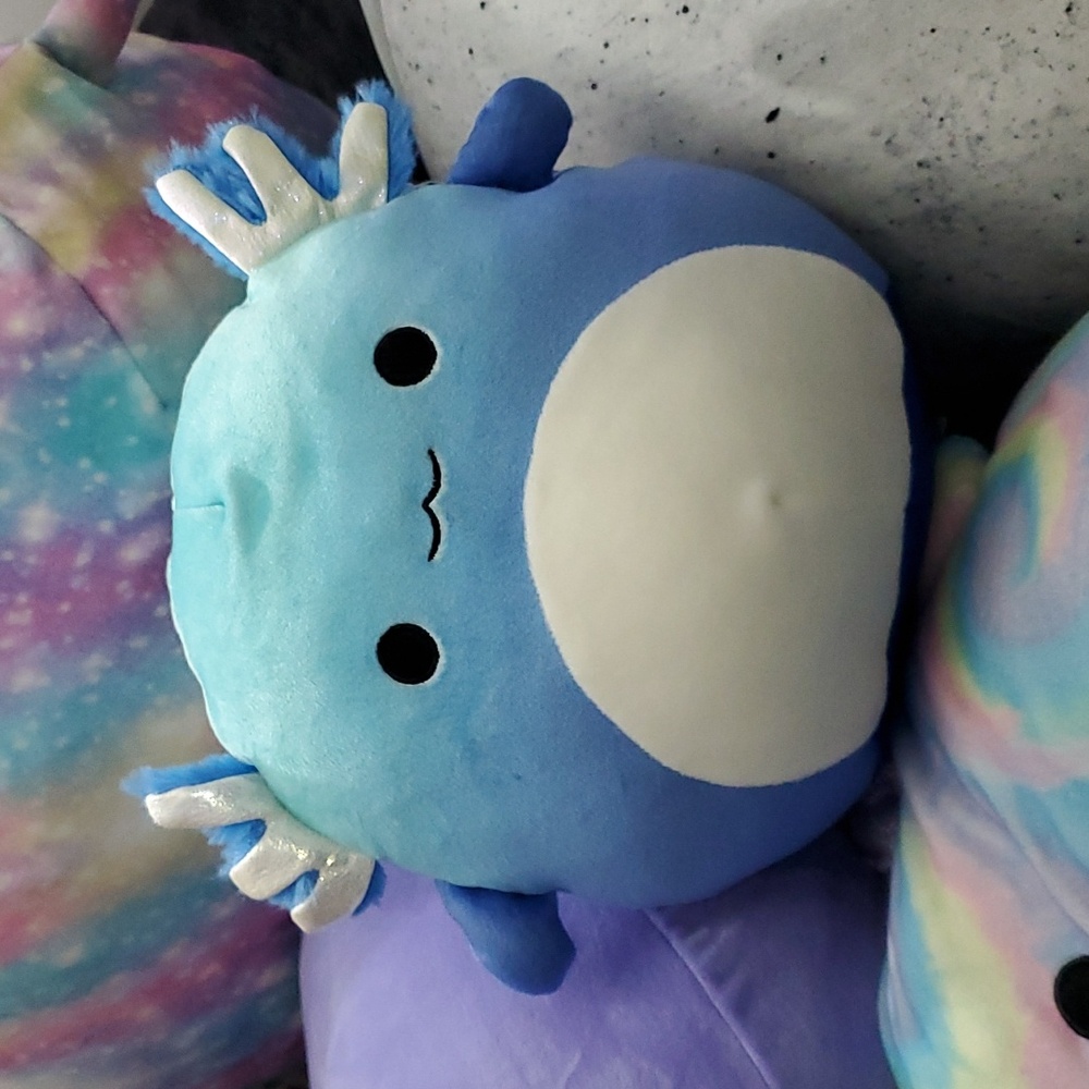 8inch Miss V blue Axolotl Squishmallow